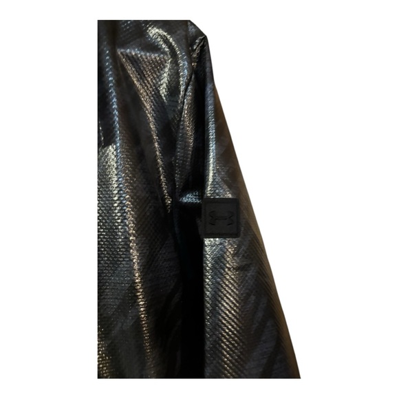 Under Armour Black and Gray Windbreaker - Picture 7 of 12